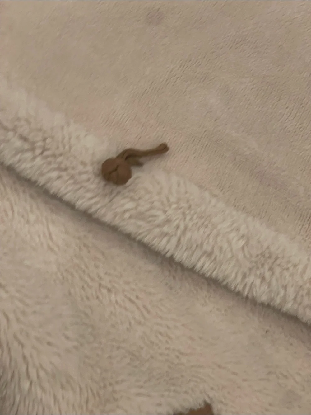 UnHide Cream Plush Sherpa Throw Blanket